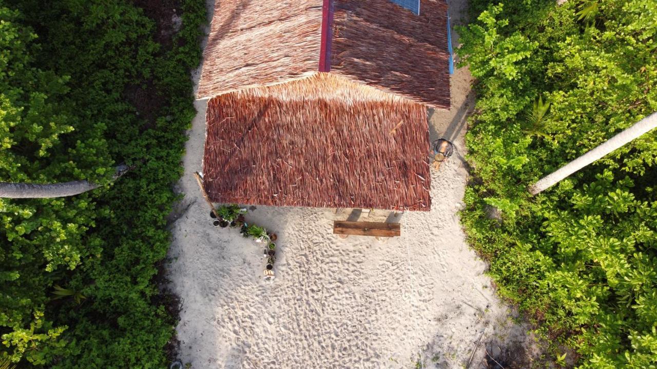 Pinang Island - Private Island Sea View Bungalows Singkil  Eksteriør billede