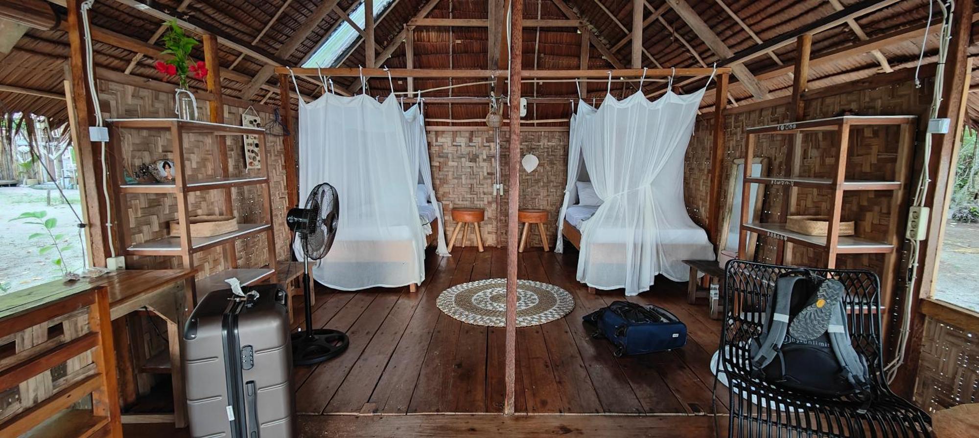 Pinang Island - Private Island Sea View Bungalows Singkil  Eksteriør billede