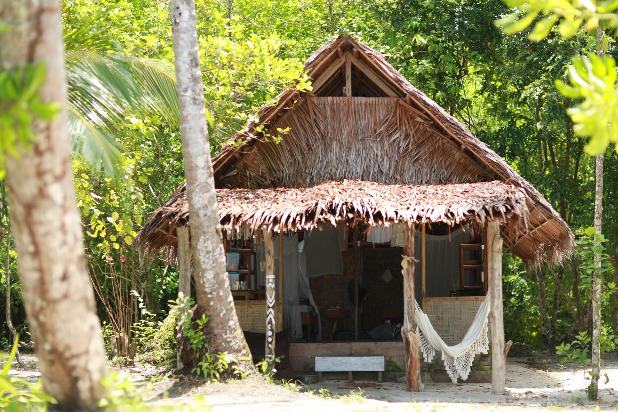 Pinang Island - Private Island Sea View Bungalows Singkil  Eksteriør billede