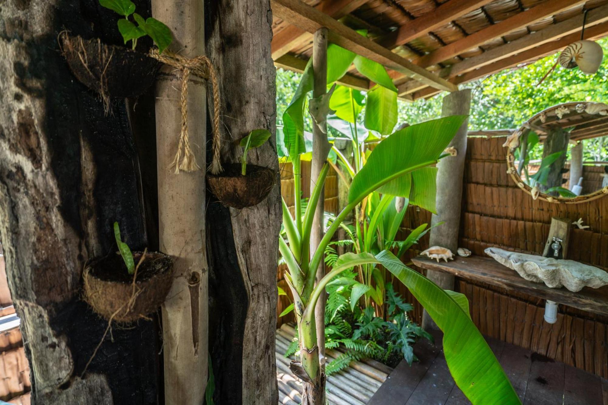 Pinang Island - Private Island Sea View Bungalows Singkil  Eksteriør billede